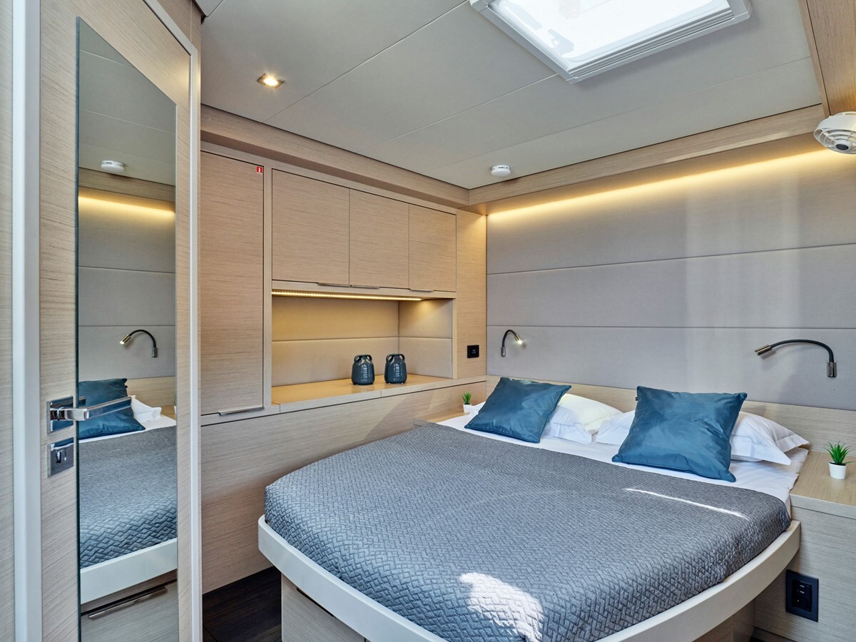 2023 LAGOON 54' 4