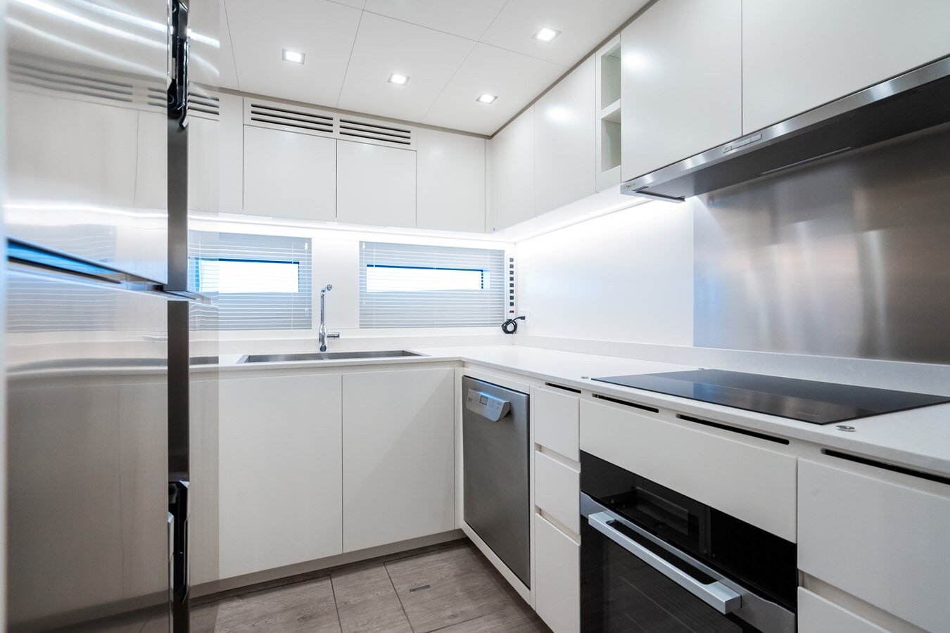 2023-mangusta-104-4915dd