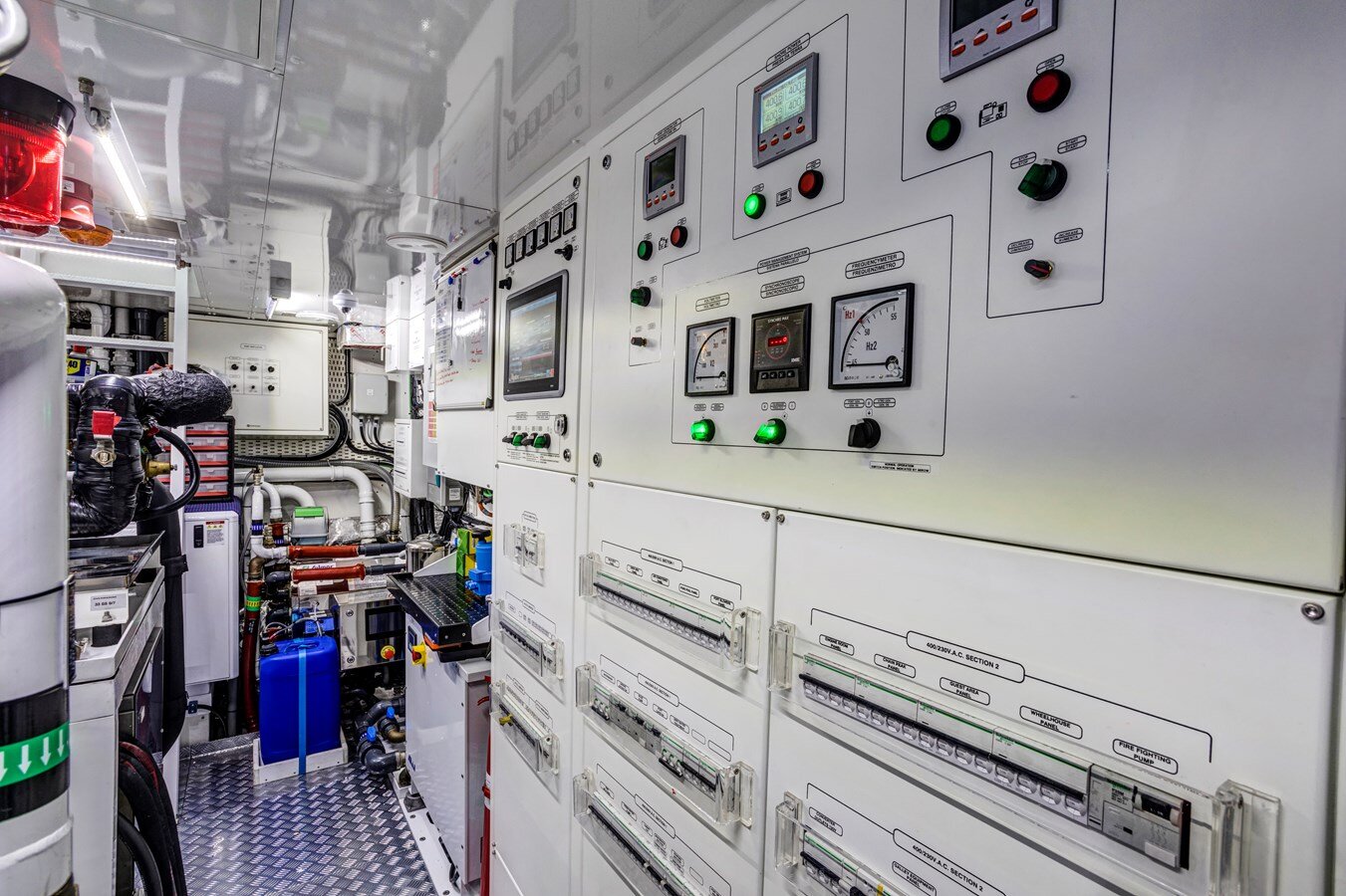 2023-mangusta-109-3-d6f5a0