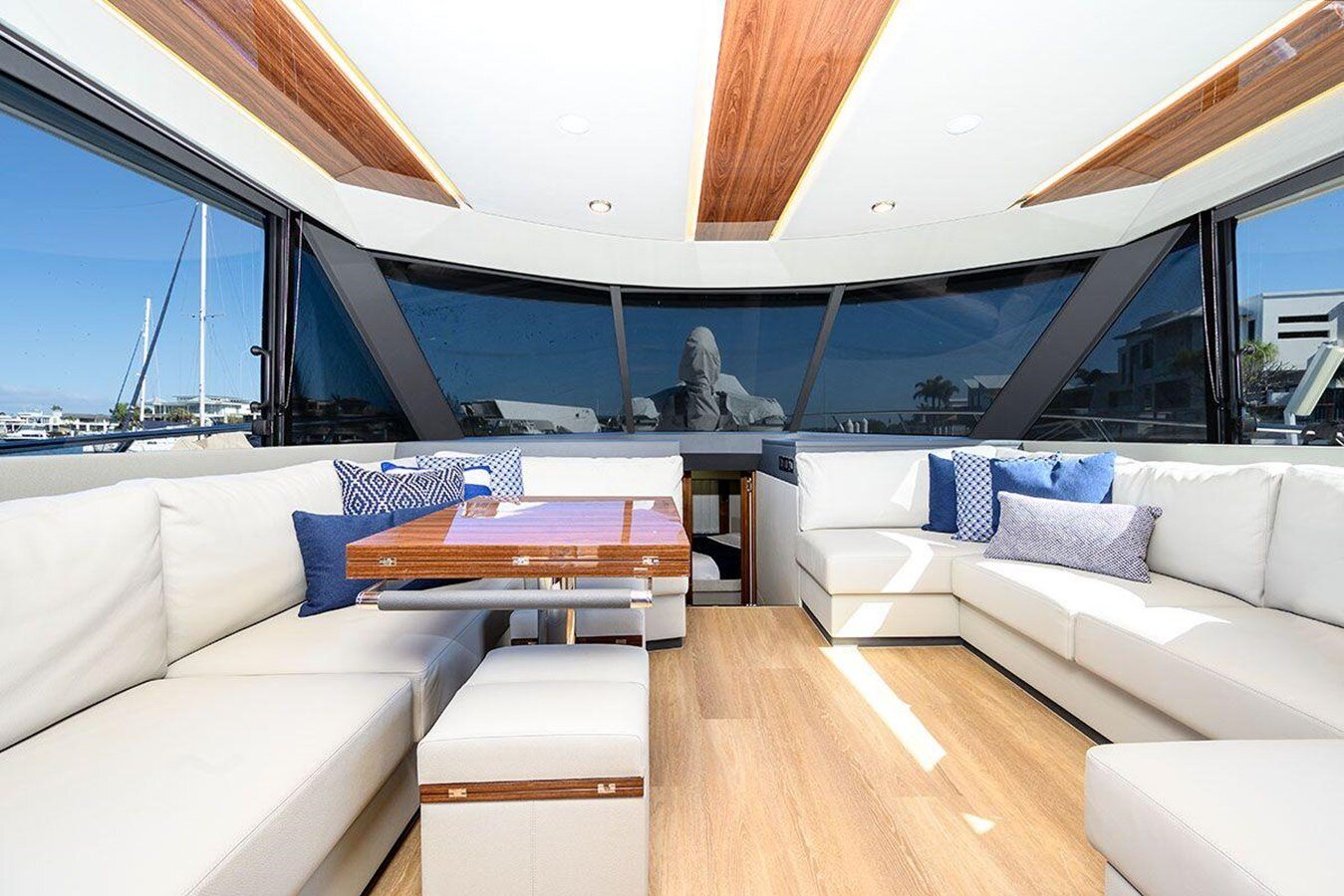 2023-maritimo-60-51c5df