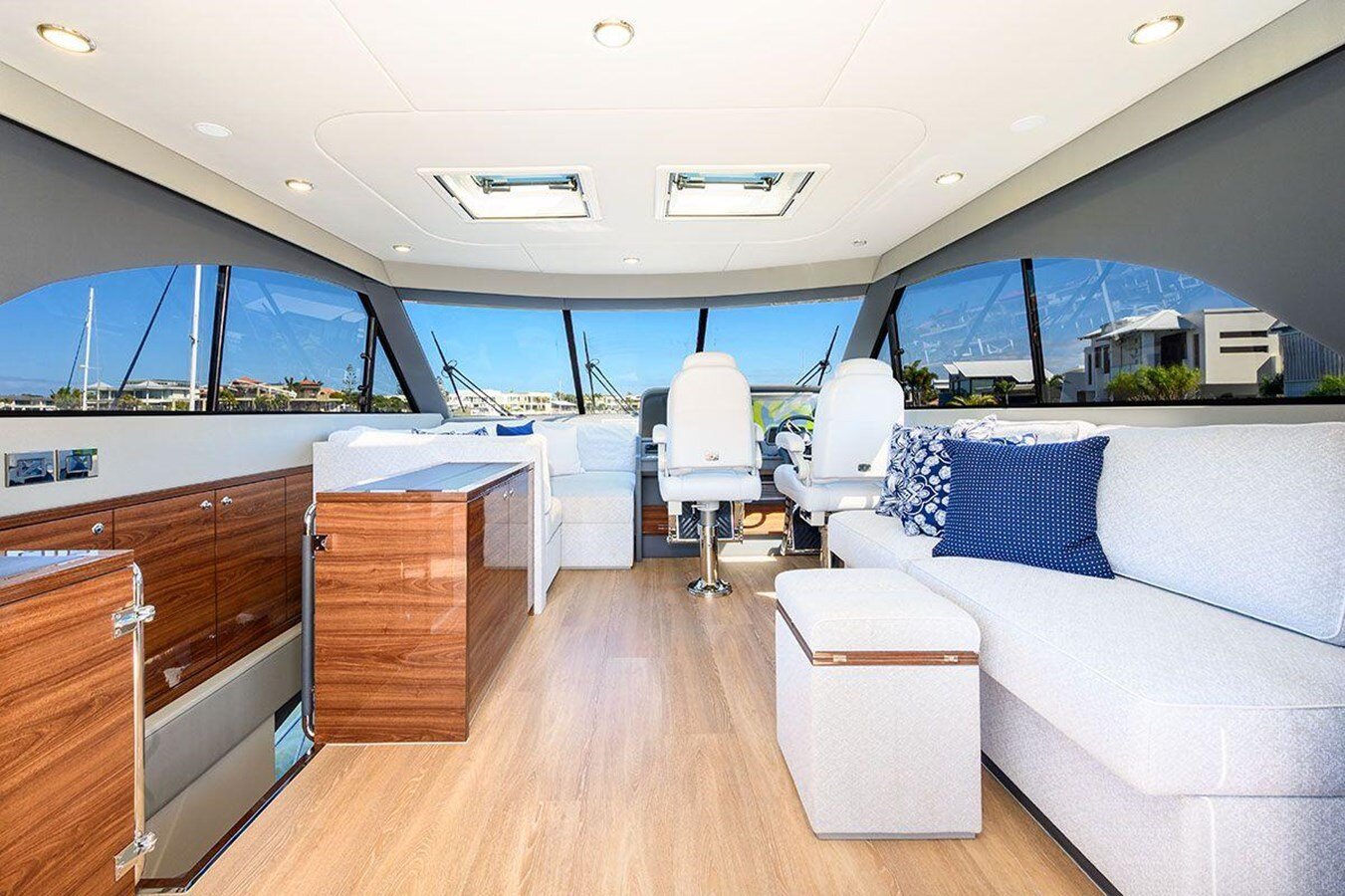 2023-maritimo-60-51c5df