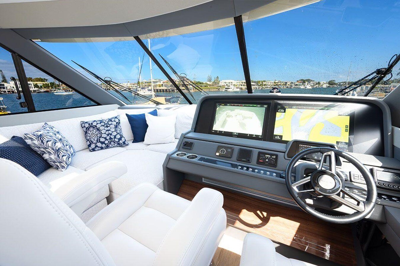 2023-maritimo-60-51c5df