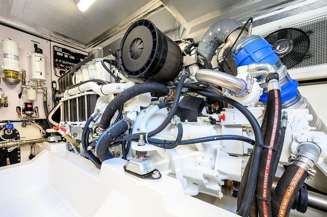 2023-maritimo-60-51c5df