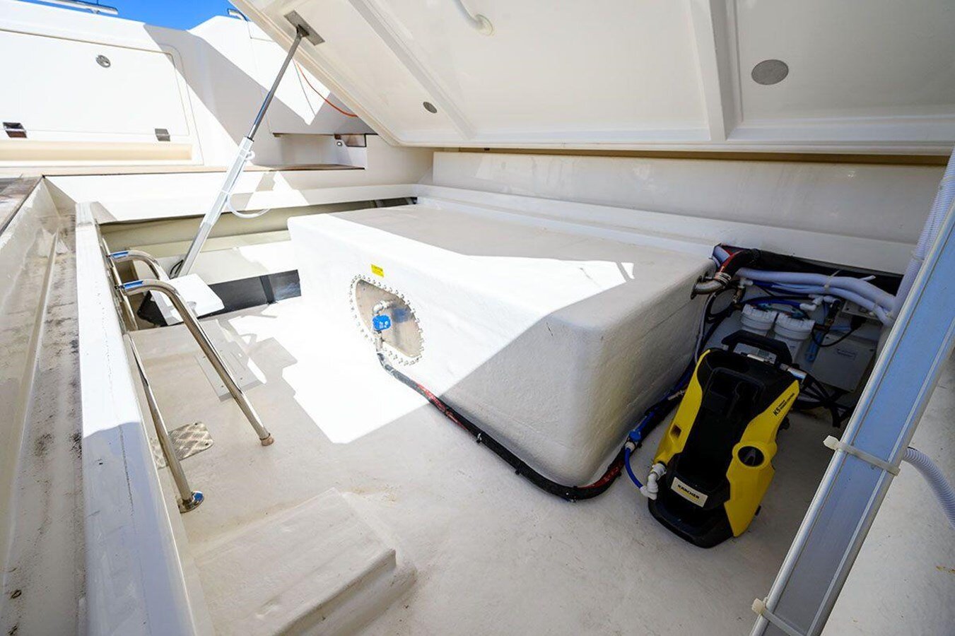 2023-maritimo-60-51c5df