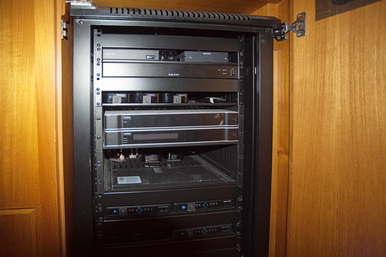 2023-marlow-yachts-82-4-5e1b59