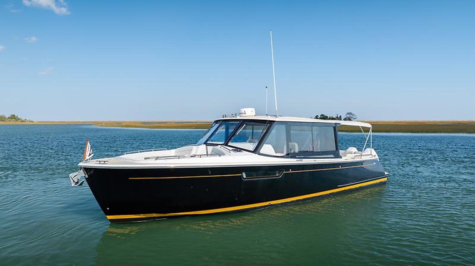 2023-mjm-yachts-35-1b4141