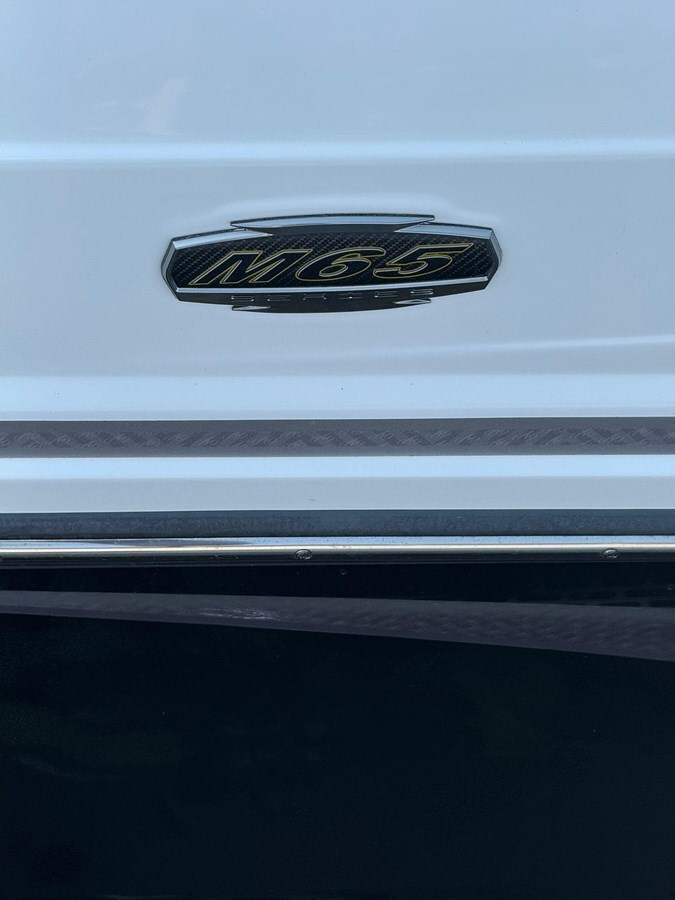 2023-monterey-29-1-eda090