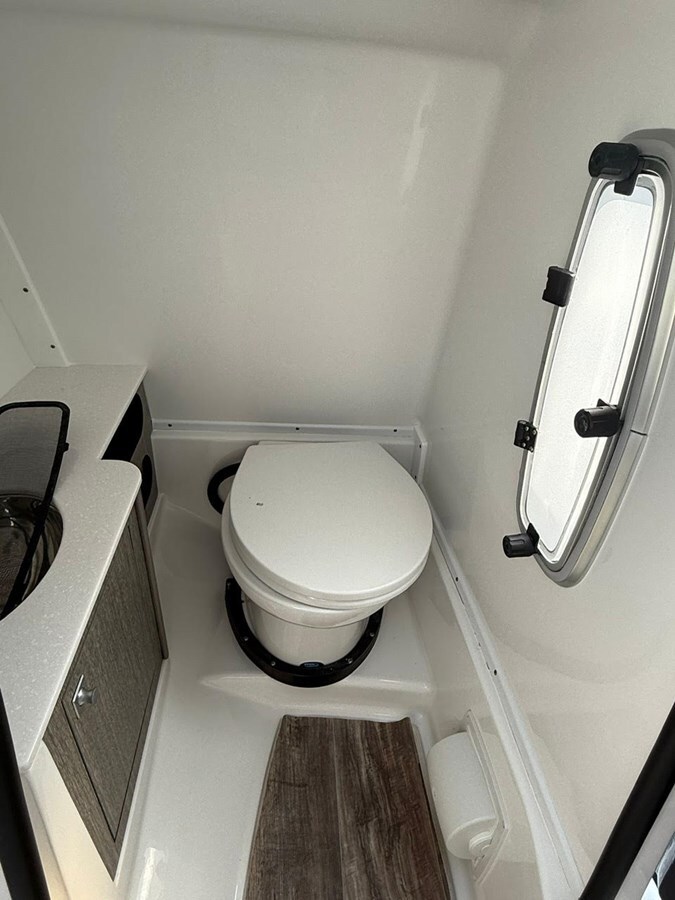 2023-monterey-29-1-eda090