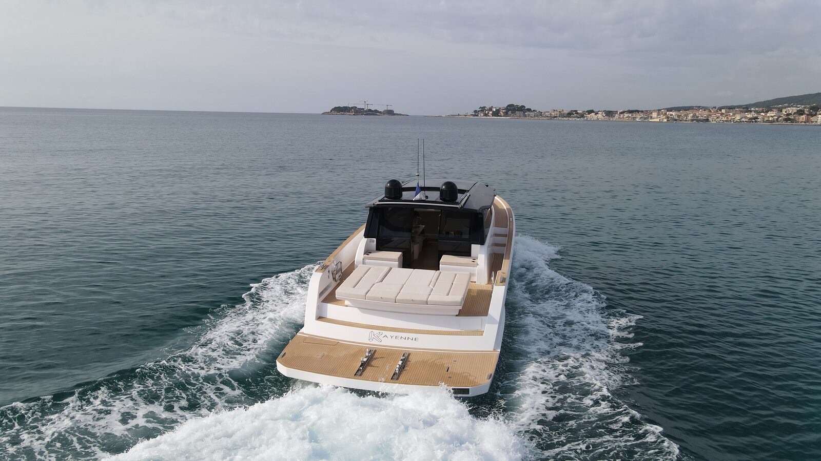 2023-pardo-yachts-52-bd4c7a