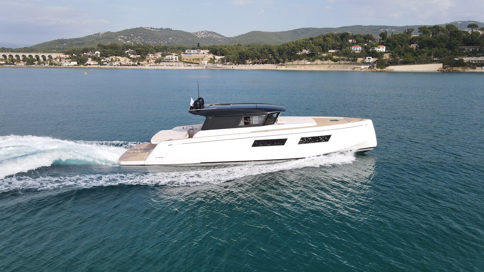 2023-pardo-yachts-52-bd4c7a