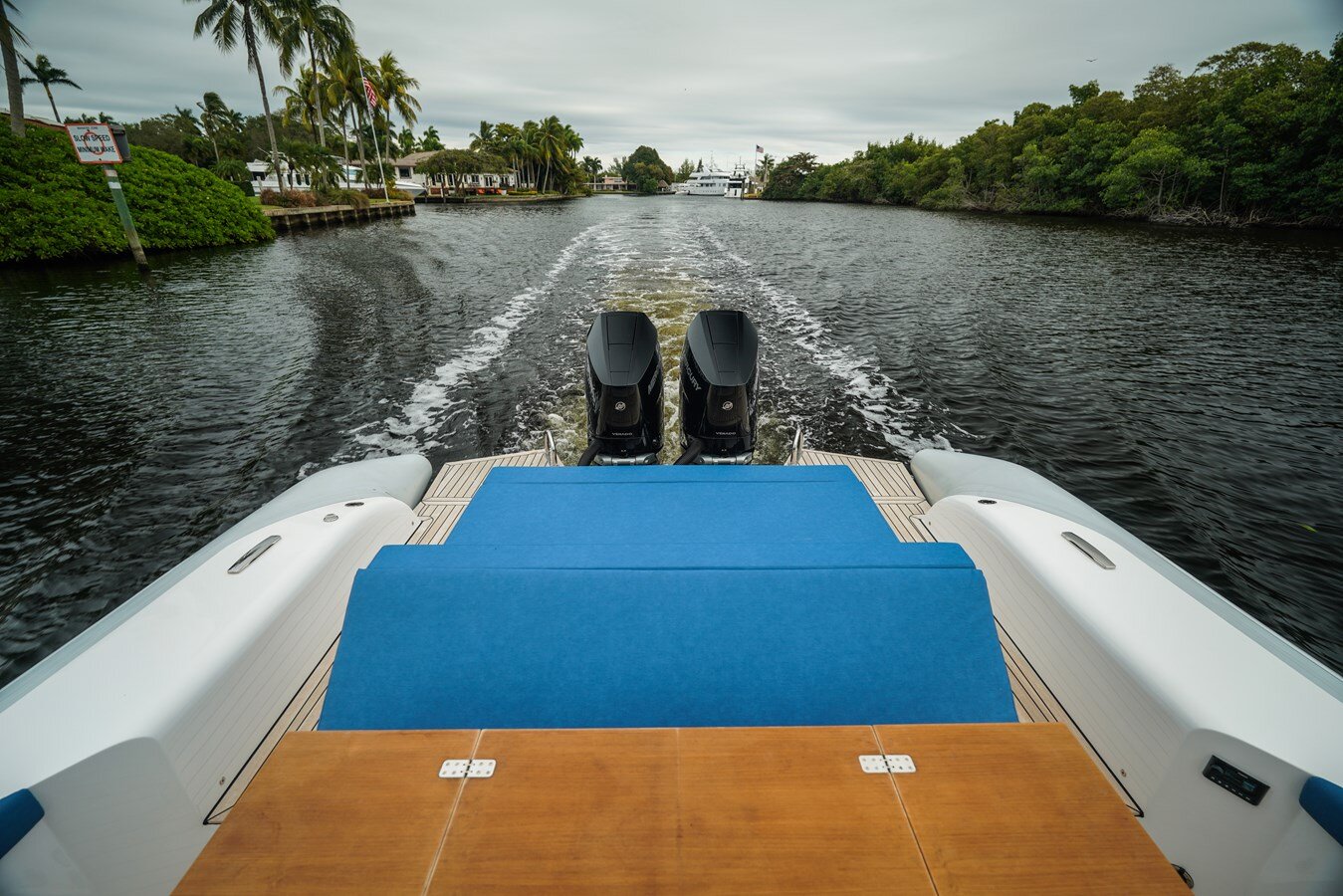 2023-pirelli-42-c05146