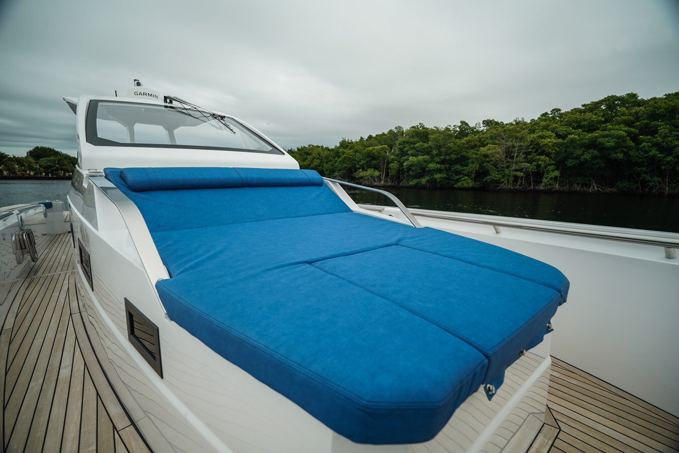 2023-pirelli-42-c05146