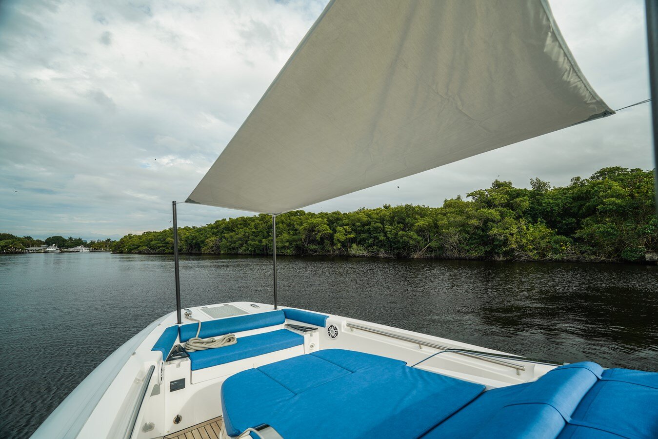 2023-pirelli-42-c05146