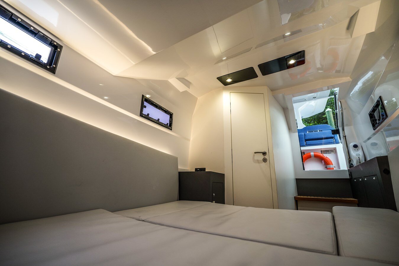 2023-pirelli-42-c05146