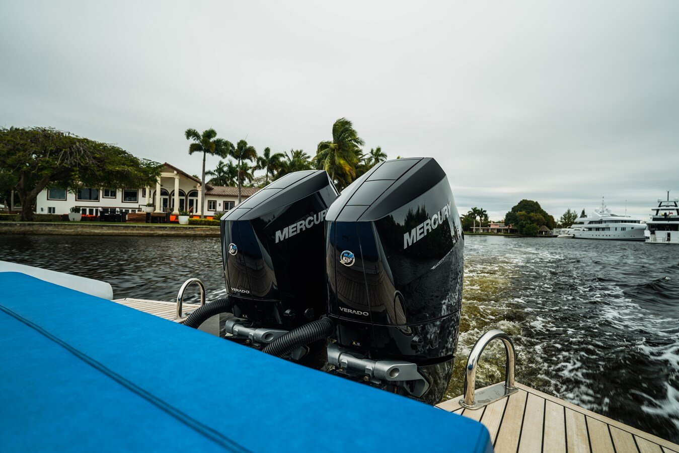 2023-pirelli-42-c05146