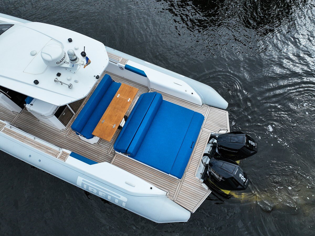 2023-pirelli-42-c05146