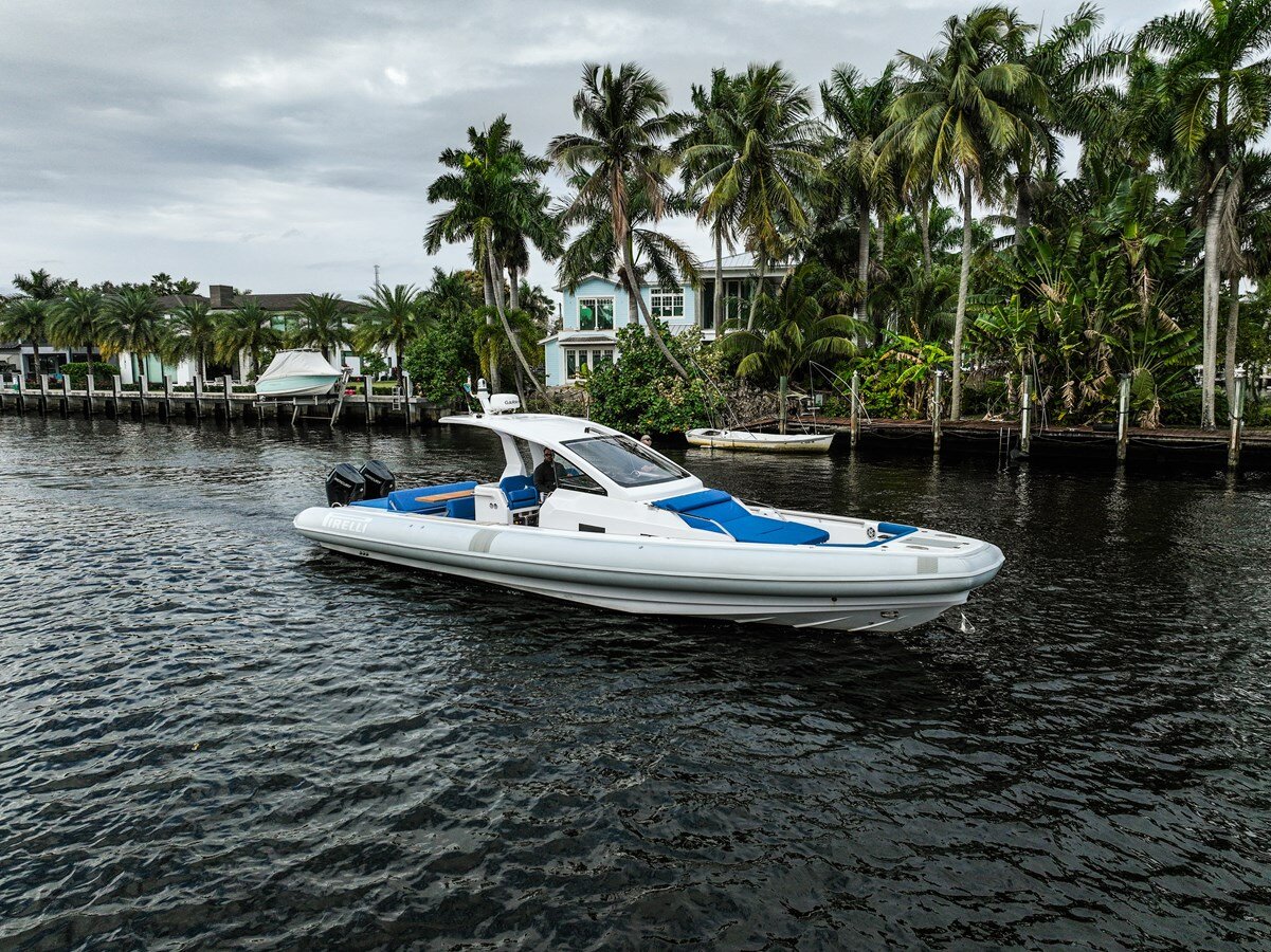 2023-pirelli-42-c05146