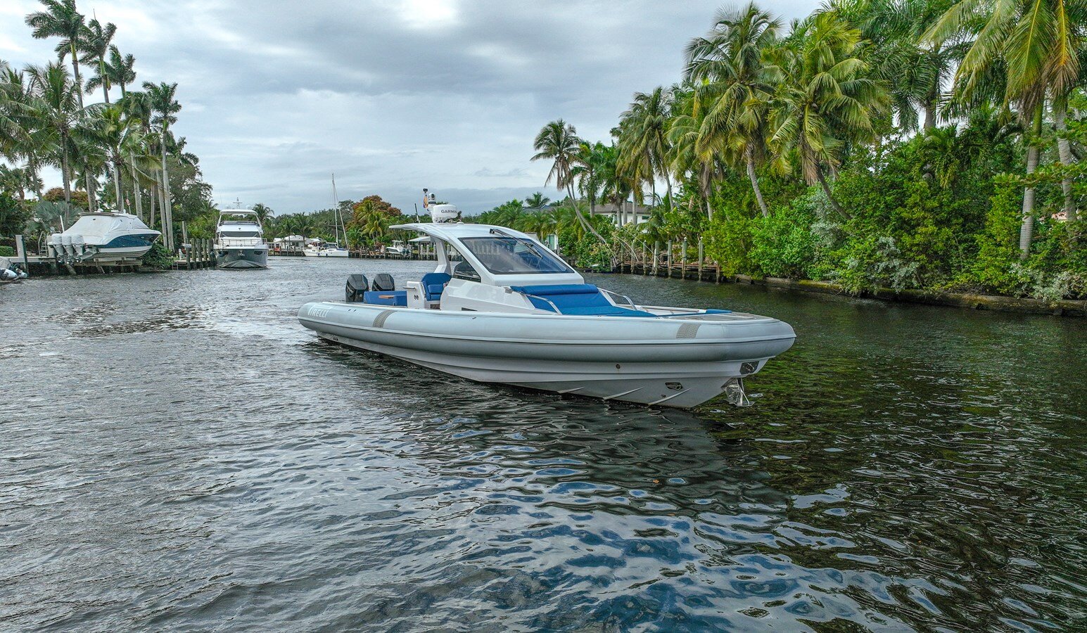 2023-pirelli-42-c05146