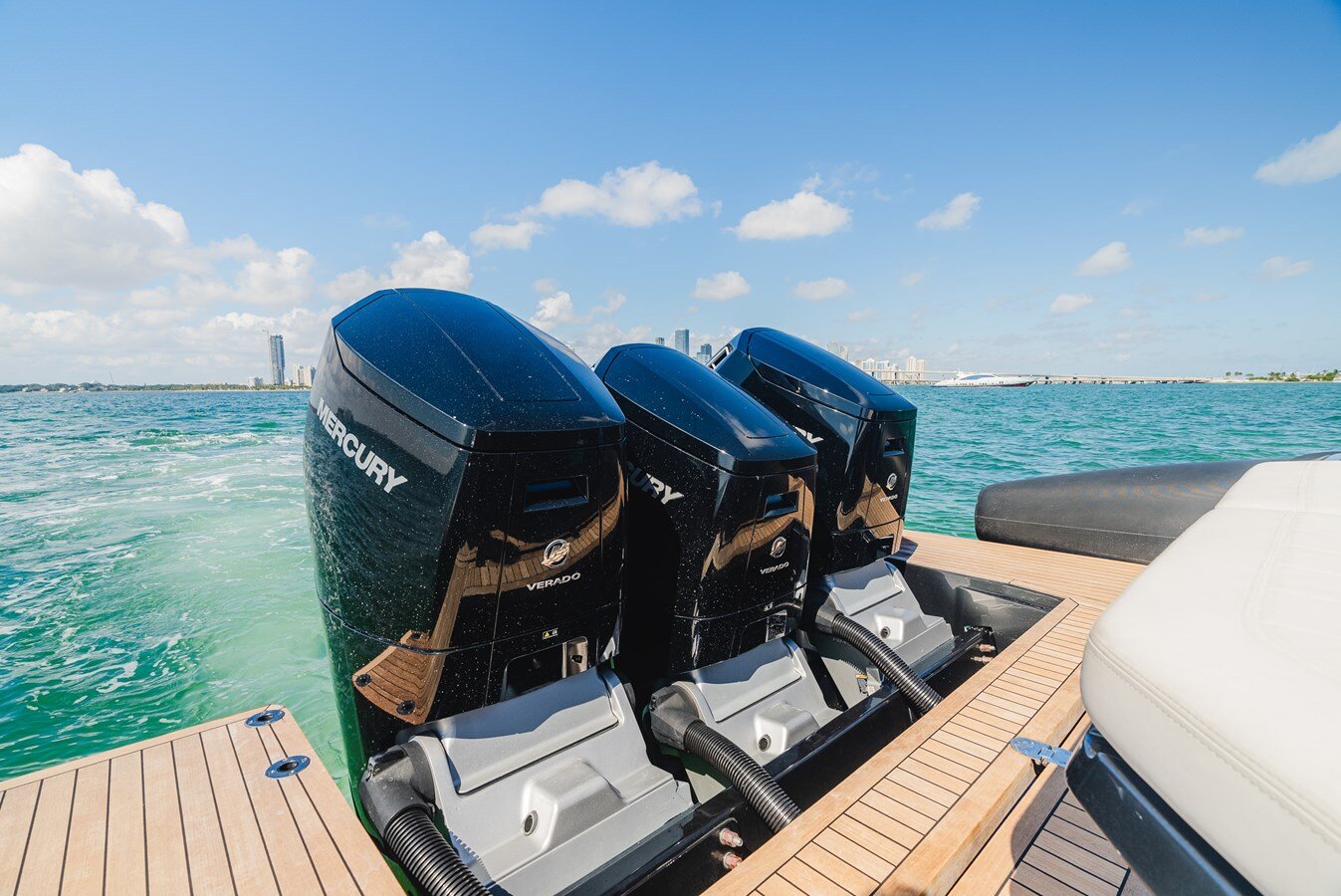 2023-pirelli-50-6328e5