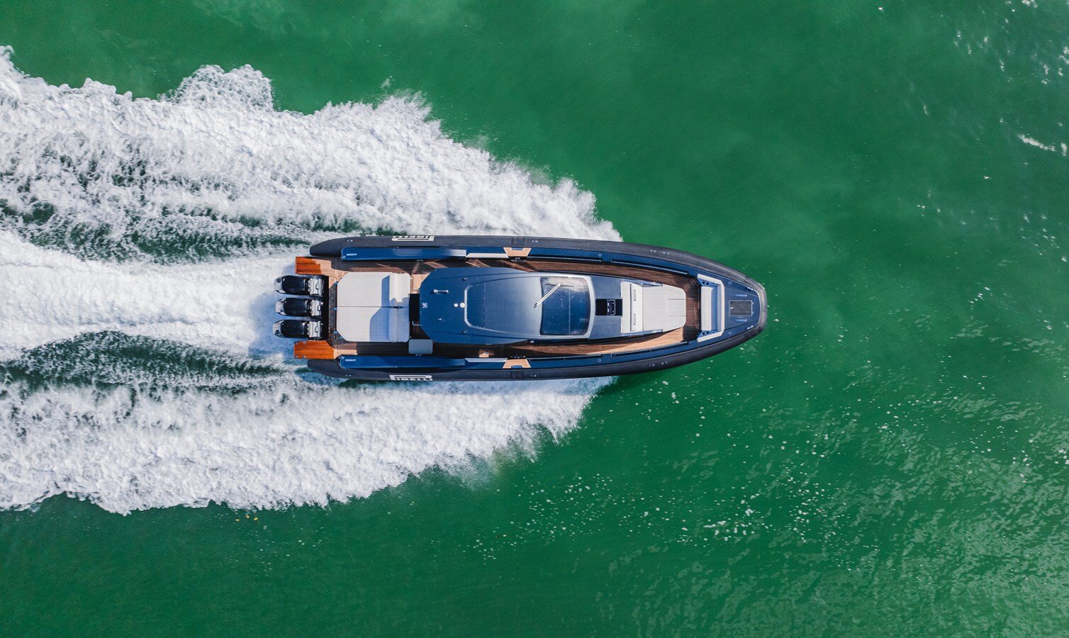 2023-pirelli-50-6328e5