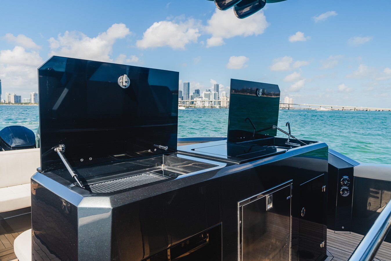 2023-pirelli-50-6328e5