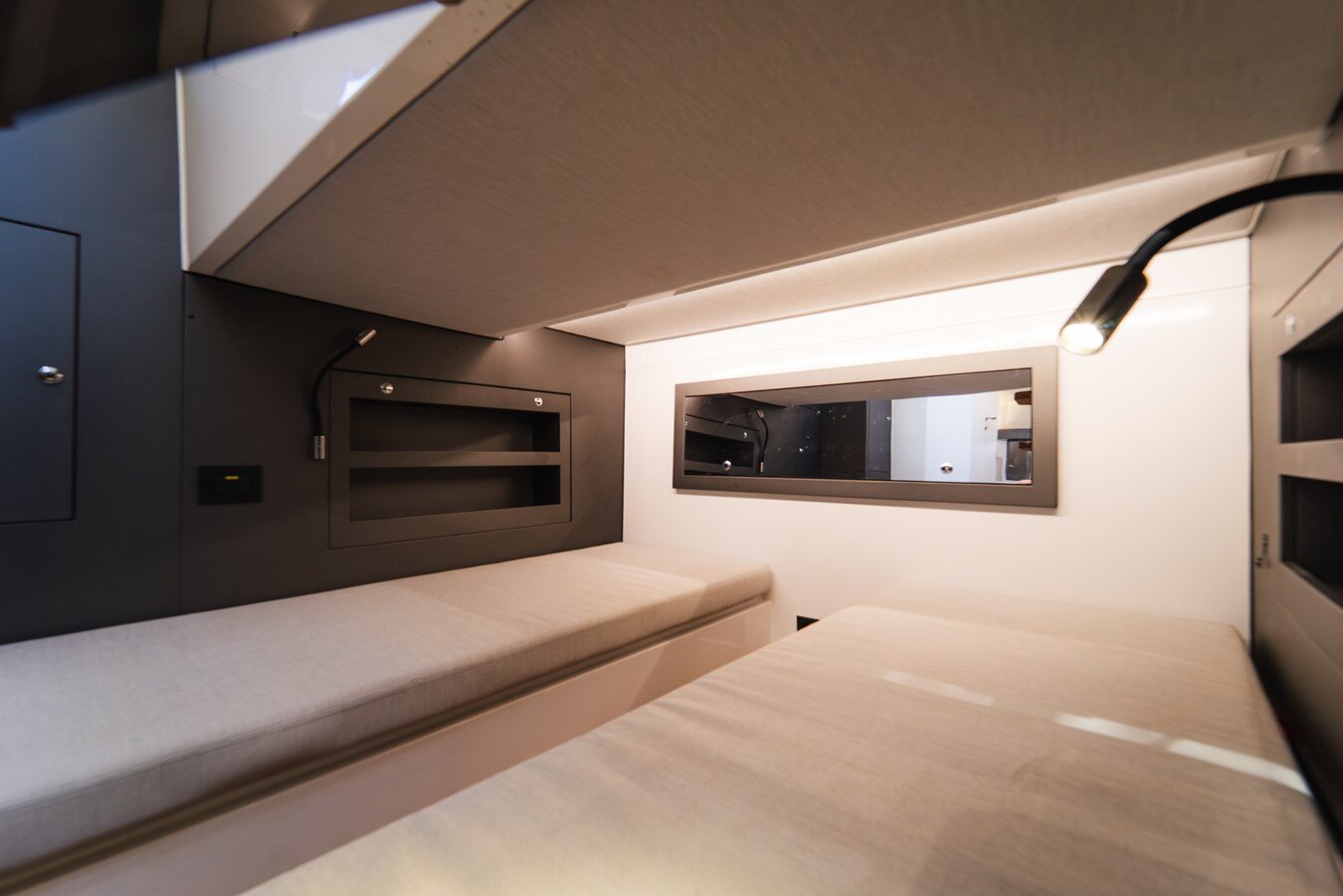 2023-pirelli-50-6328e5