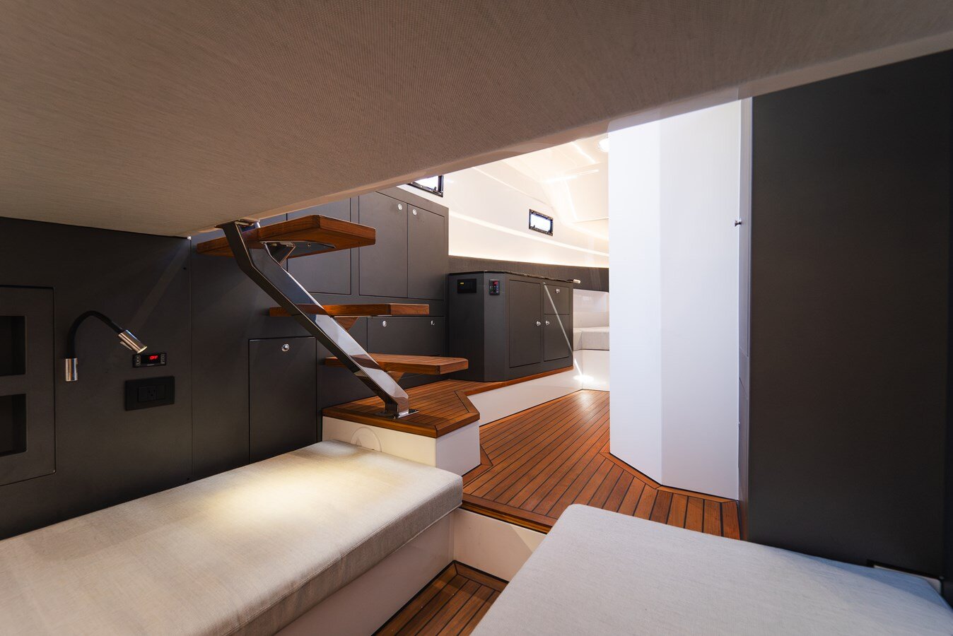 2023-pirelli-50-6328e5