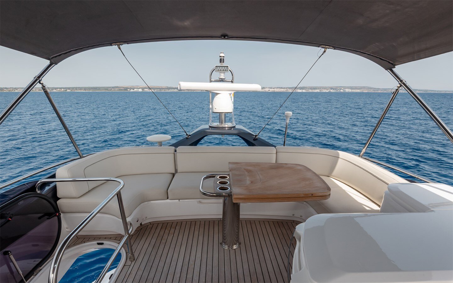 2023-princess-yachts-147-8-239c1d