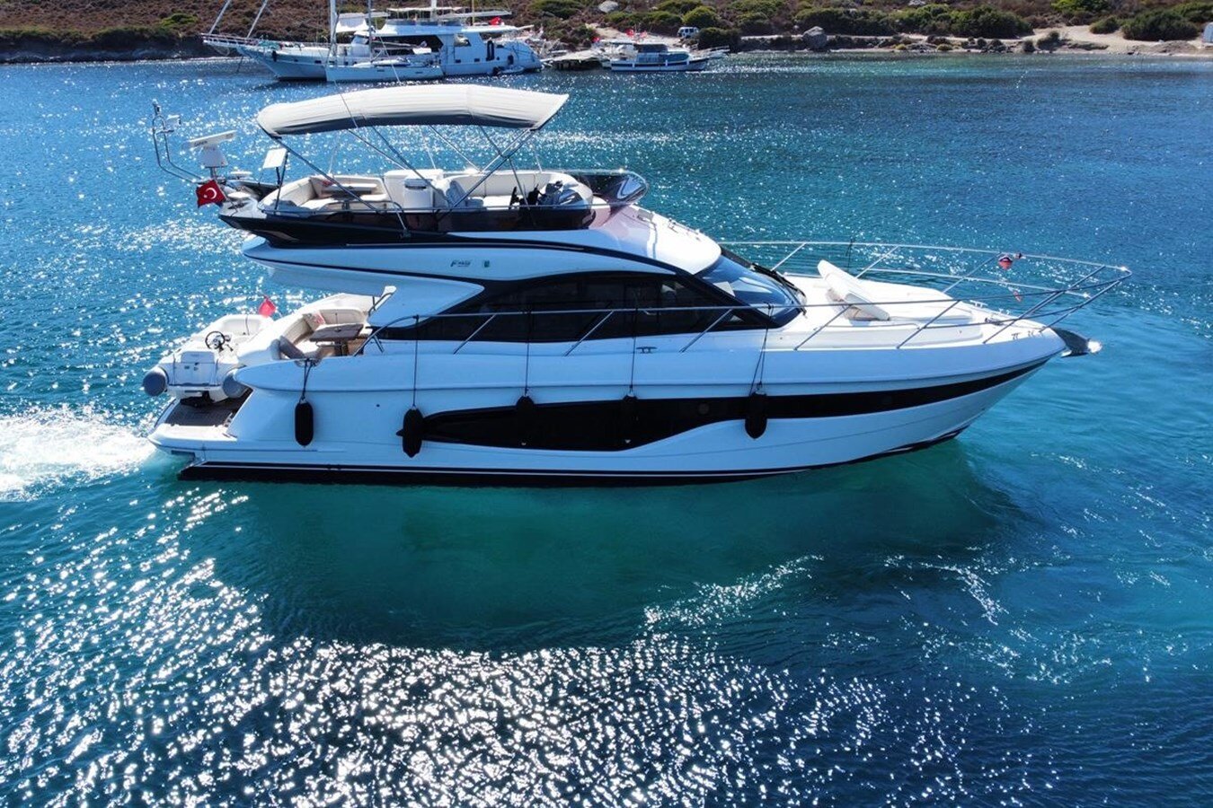 2023-princess-yachts-47-1-f1c9a8