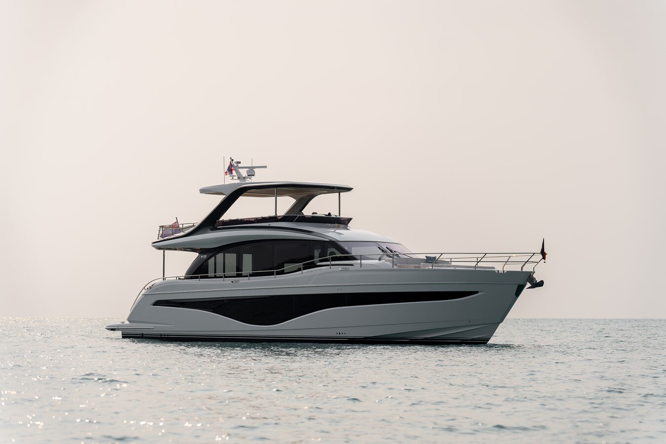 2023-princess-yachts-71-4-f0e5df