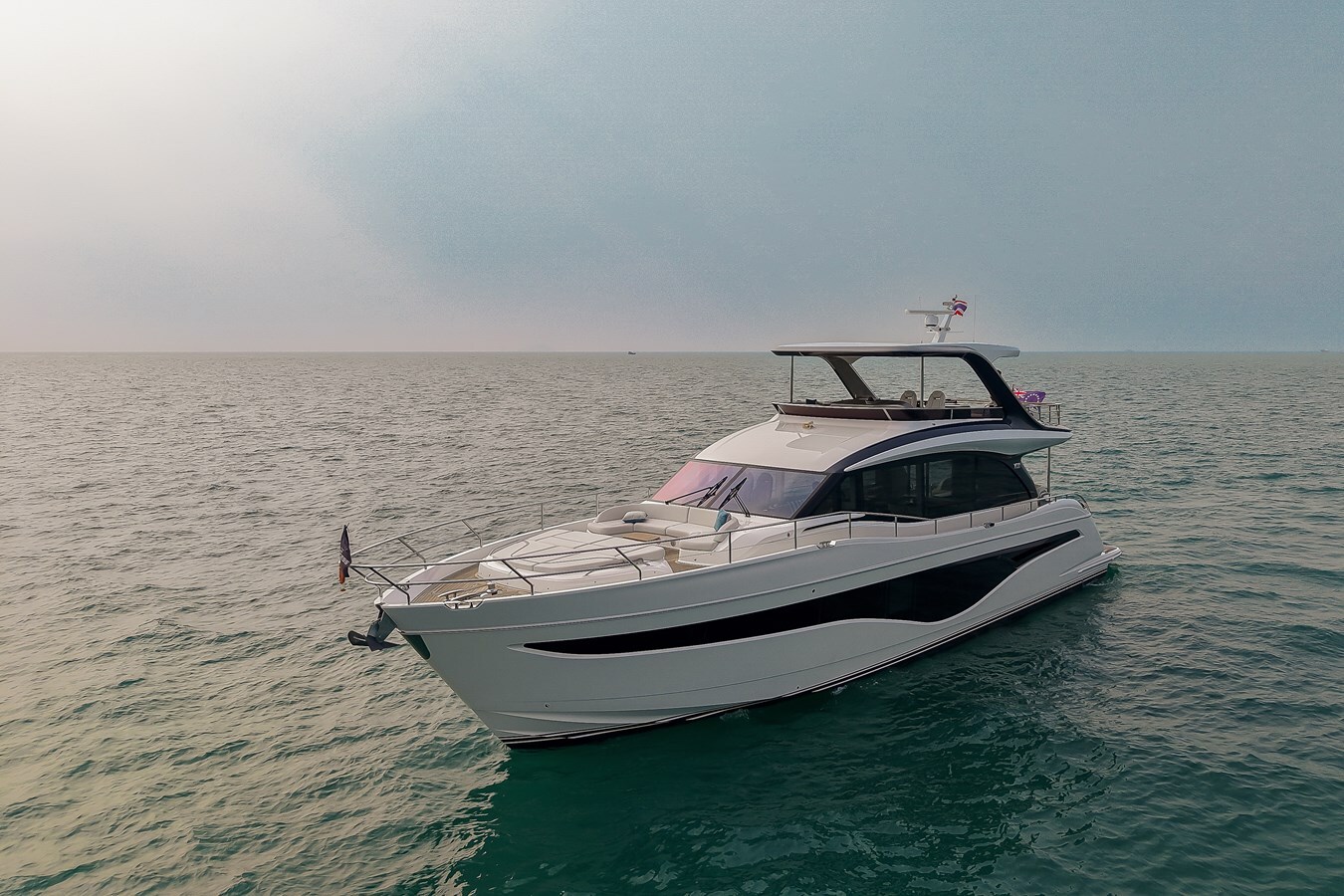 2023-princess-yachts-71-4-f0e5df