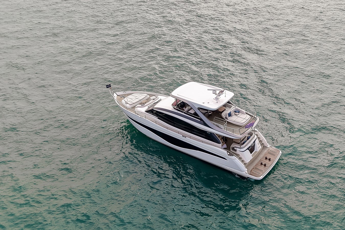 2023-princess-yachts-71-4-f0e5df