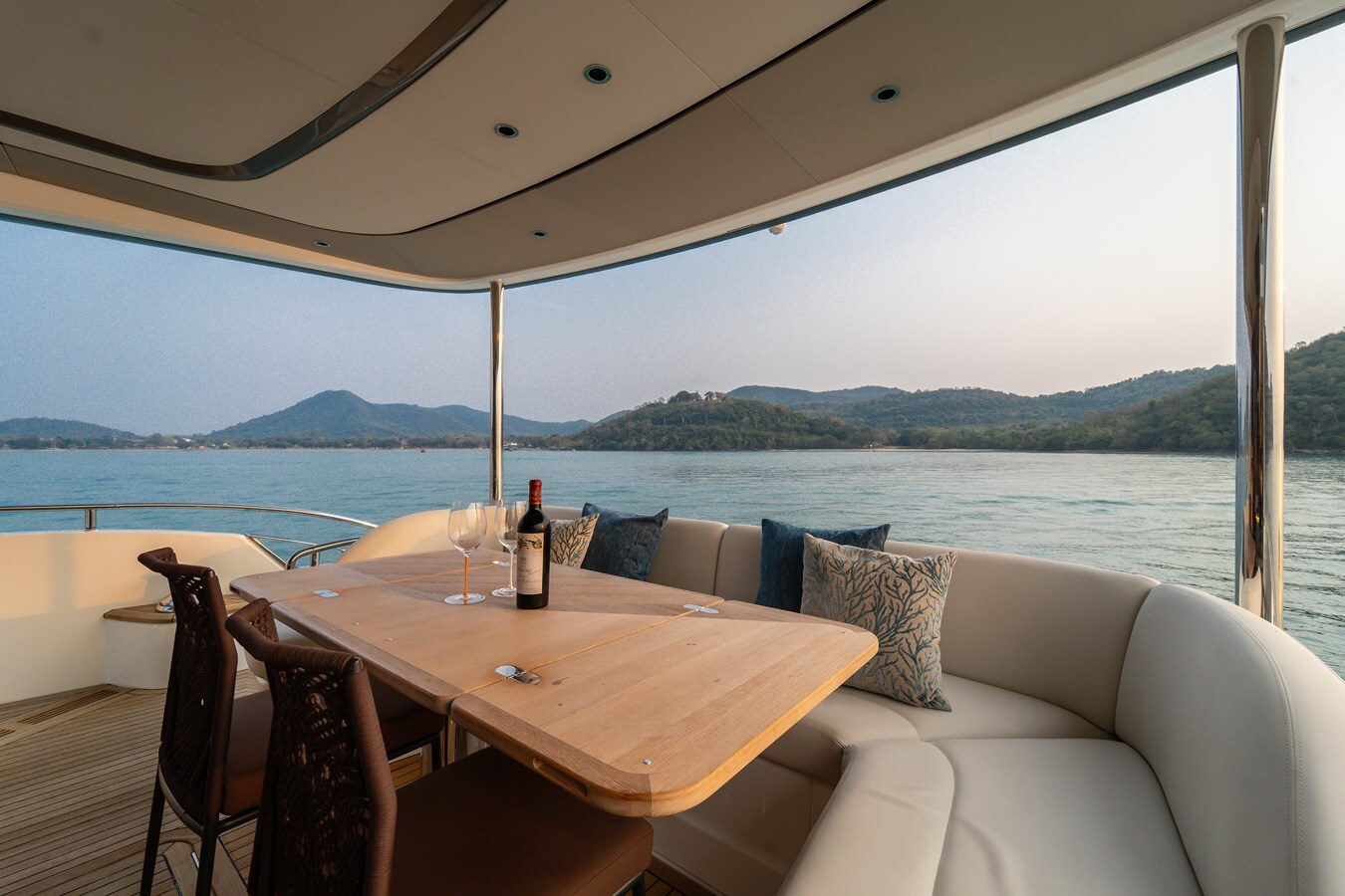 2023-princess-yachts-71-4-f0e5df