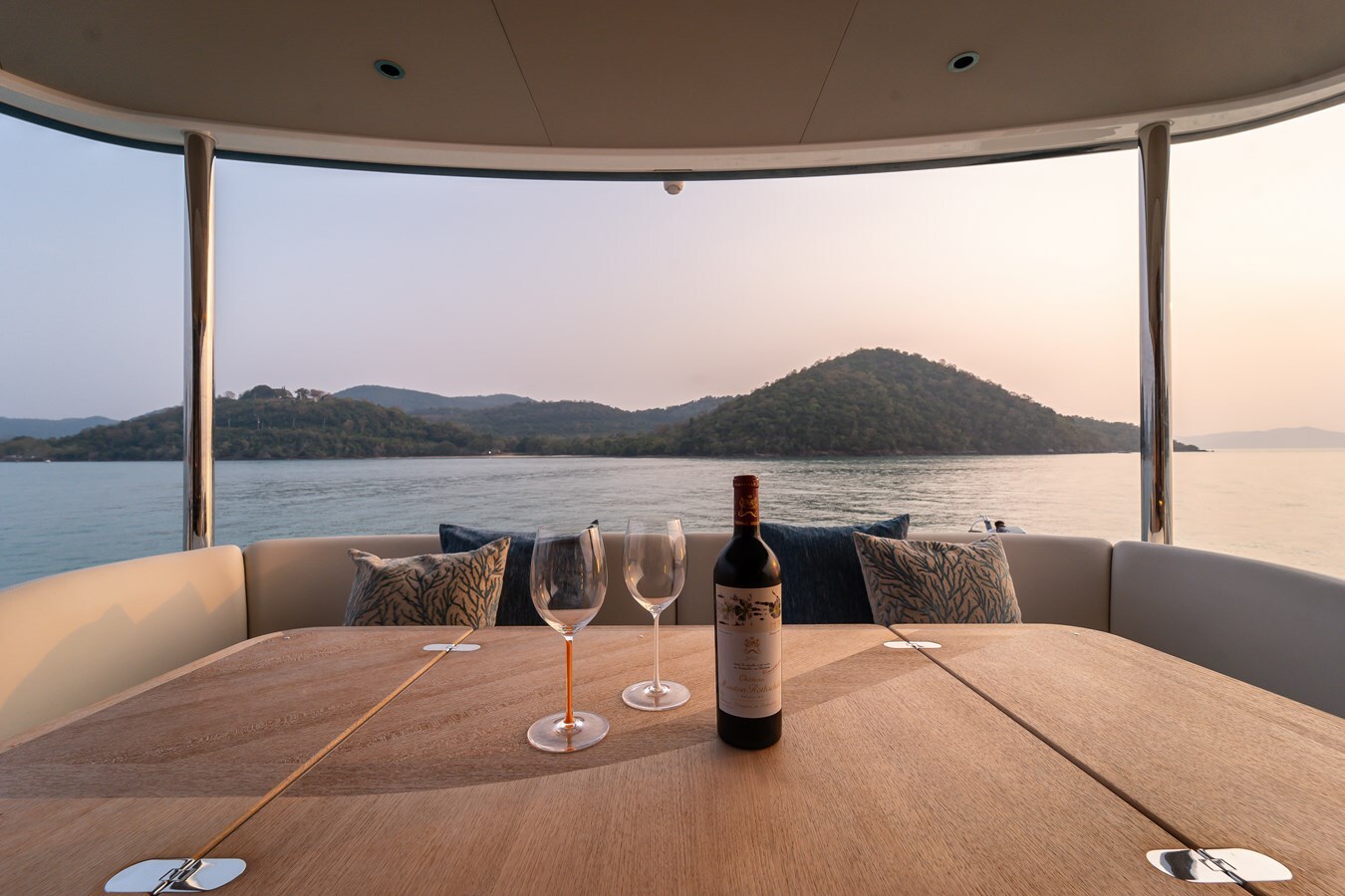 2023-princess-yachts-71-4-f0e5df