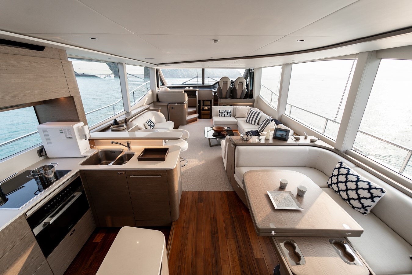 2023-princess-yachts-71-4-f0e5df