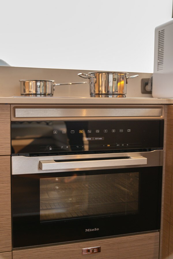 2023-princess-yachts-71-4-f0e5df