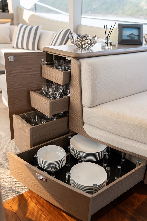 2023-princess-yachts-71-4-f0e5df