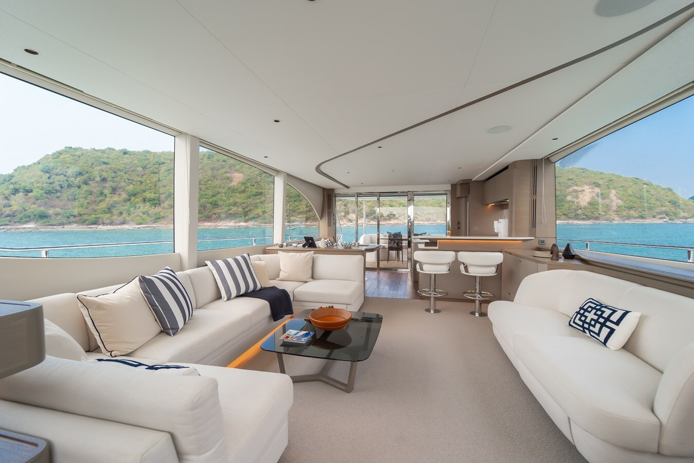 2023-princess-yachts-71-4-f0e5df