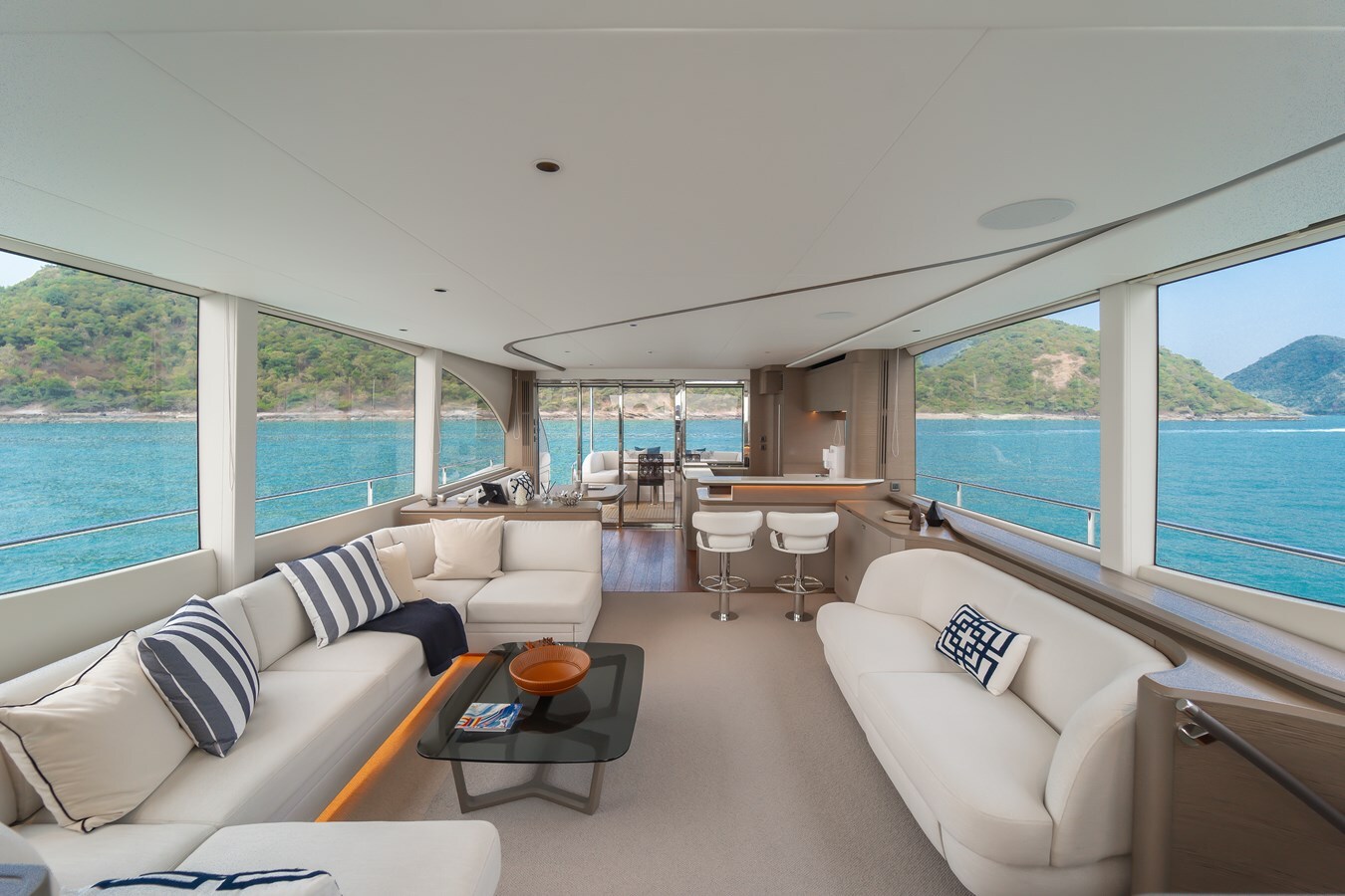 2023-princess-yachts-71-4-f0e5df