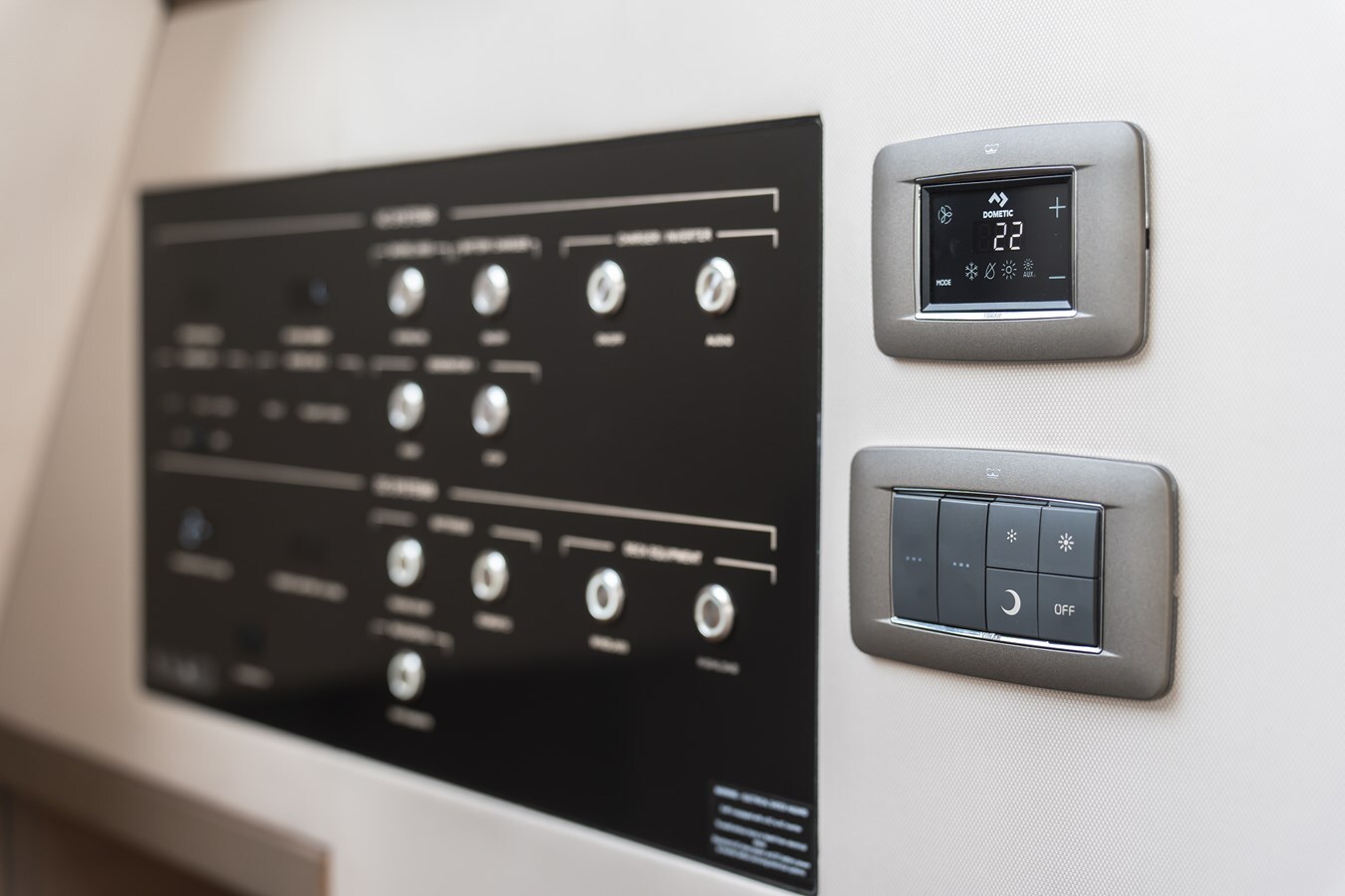 2023-princess-yachts-71-4-f0e5df