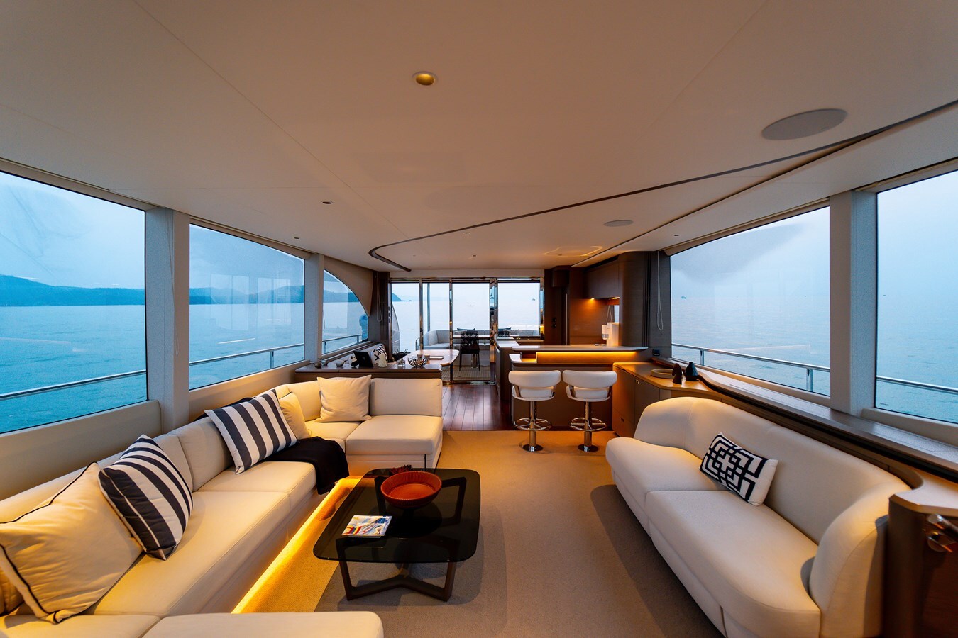 2023-princess-yachts-71-4-f0e5df