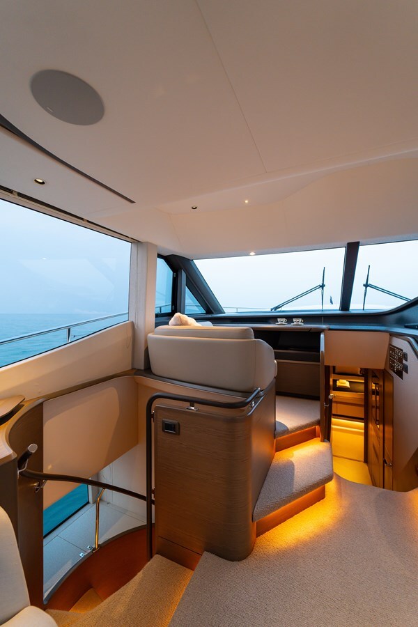 2023-princess-yachts-71-4-f0e5df