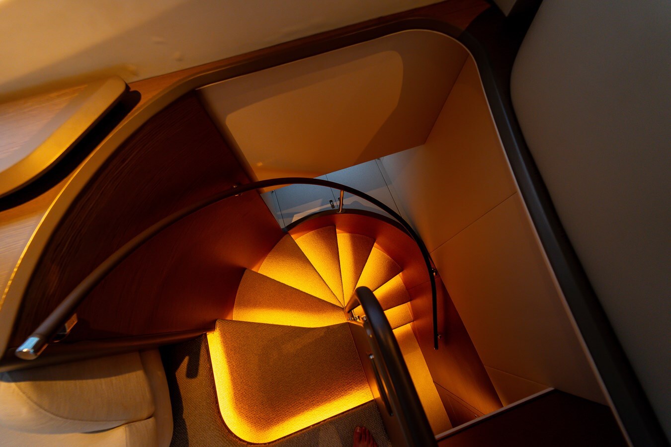 2023-princess-yachts-71-4-f0e5df