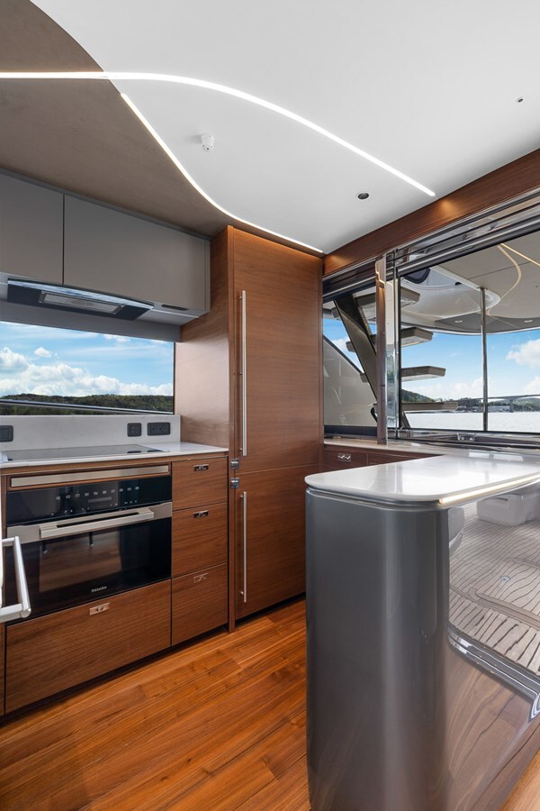 2023-princess-yachts-75-9-7b3316