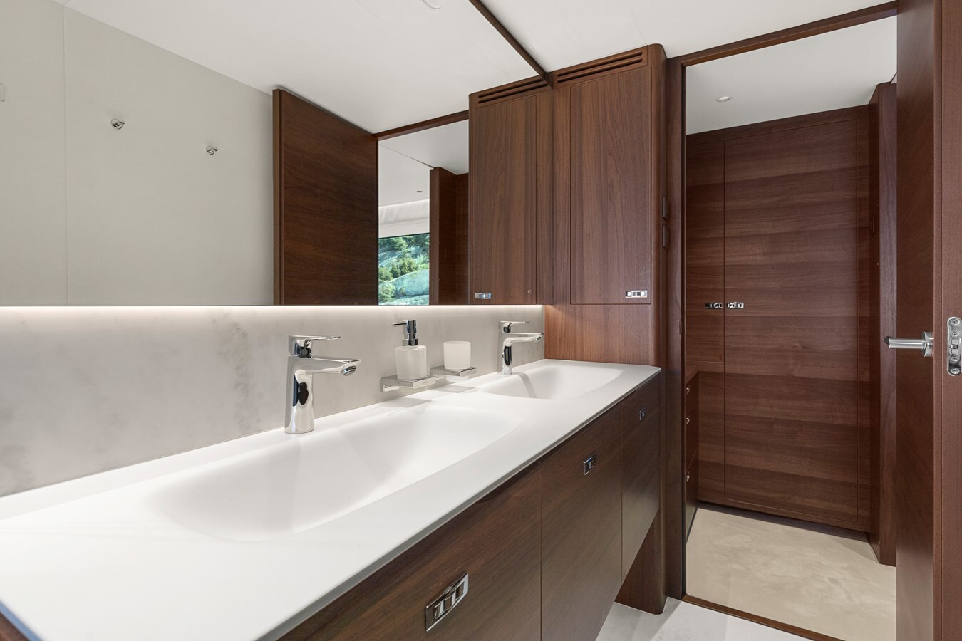 2023-princess-yachts-75-9-7b3316