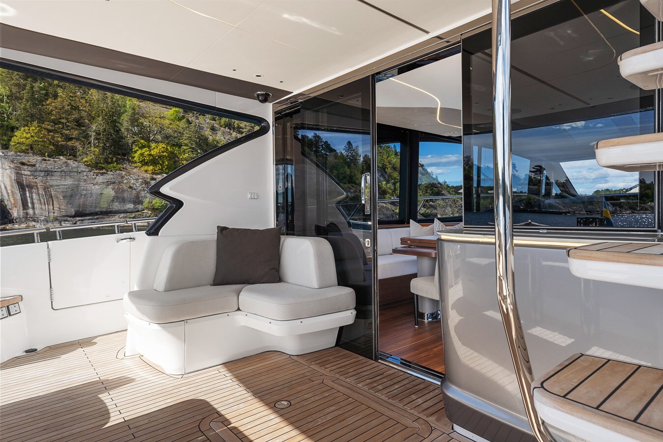 2023-princess-yachts-75-9-7b3316