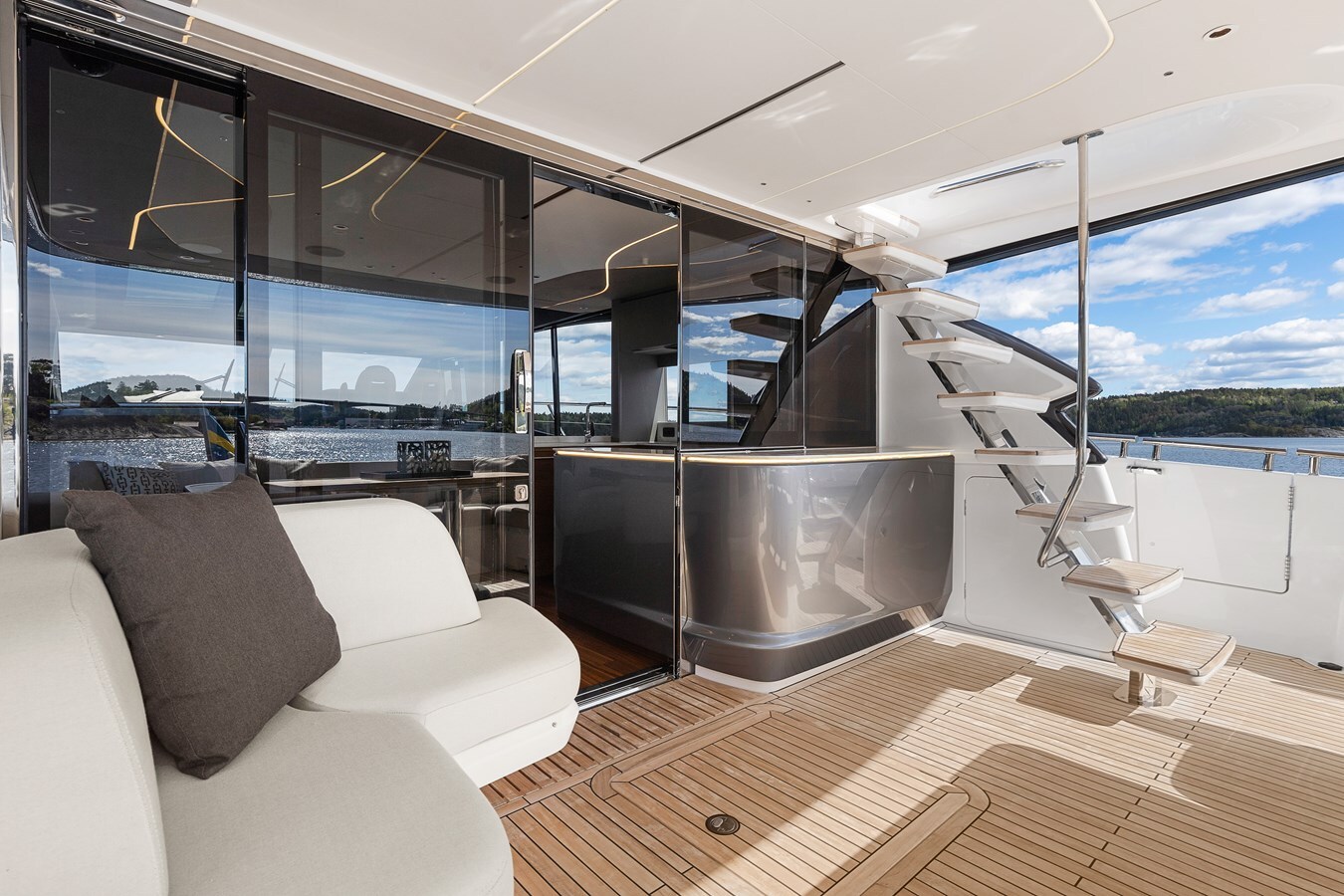 2023-princess-yachts-75-9-7b3316