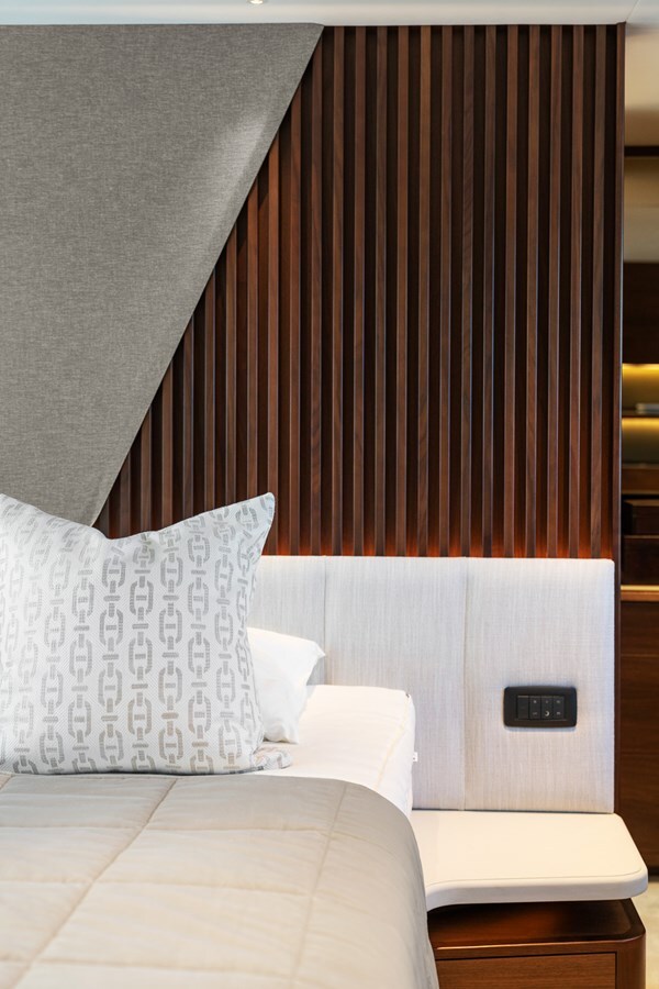 2023-princess-yachts-75-9-7b3316