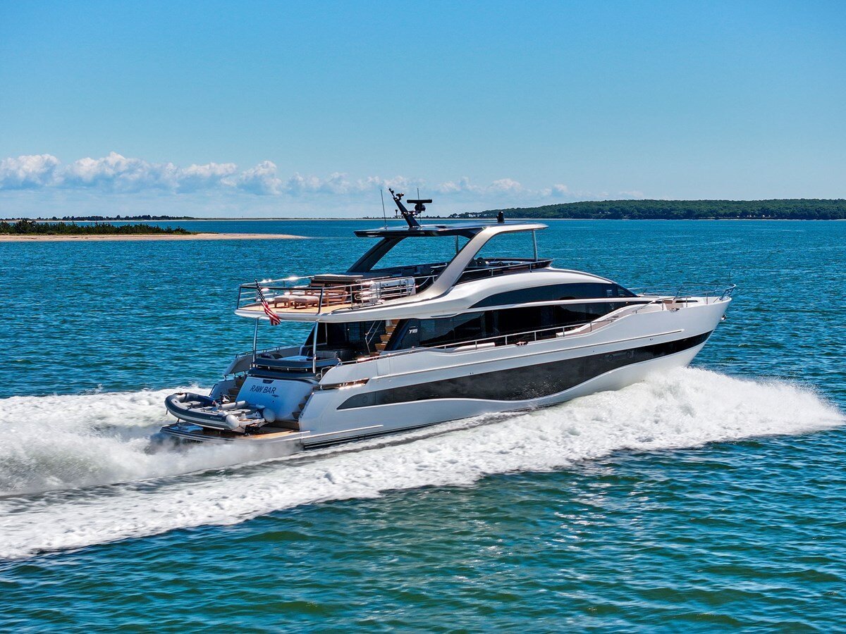 2023-princess-yachts-85-3a7245