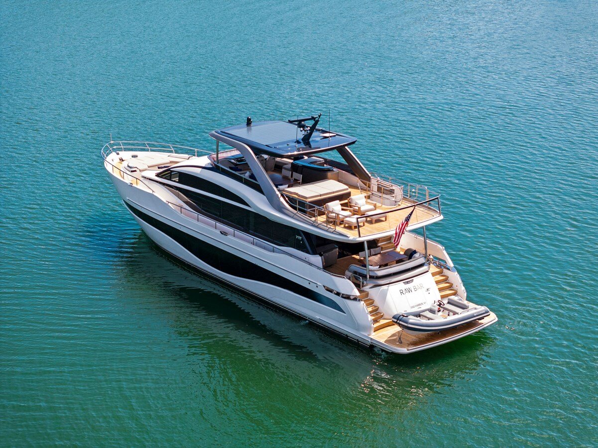 2023-princess-yachts-85-3a7245